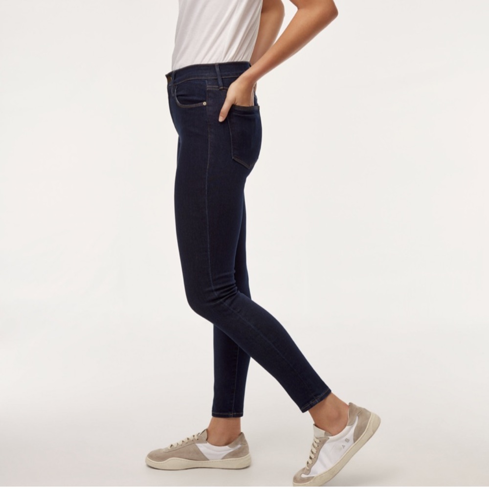 Frame dark wash le high skinny jean